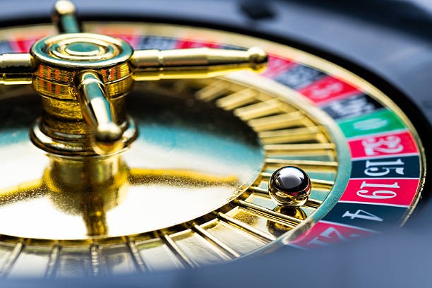 Live dealer at Dragon Hatch table on one-hundred-seventy-six